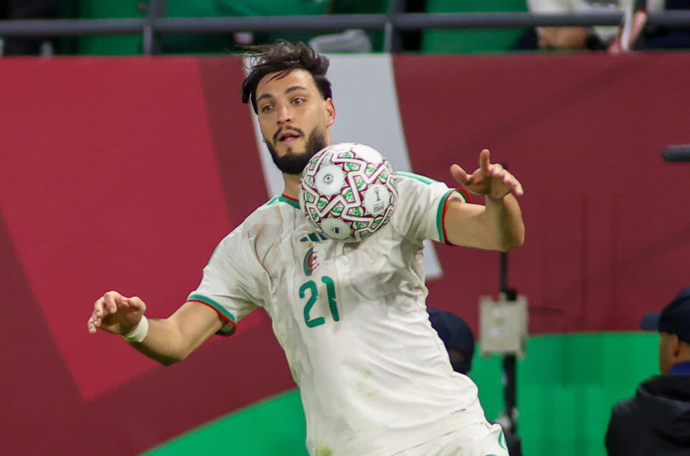 Bensebaïni : l’Algérie retient son souffle avant le Mondial