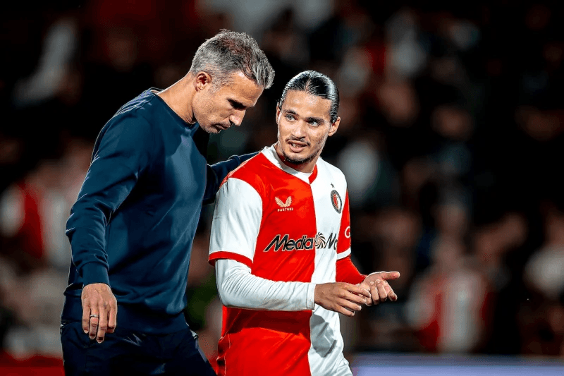 Hadj Moussa et Van Persie : un lien qui change tout