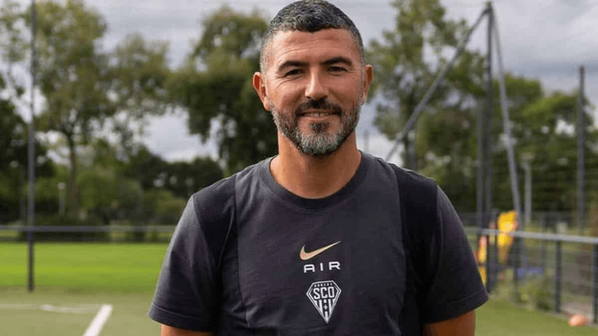C'est acté : Antar Yahia premier adjoint de Petkovic