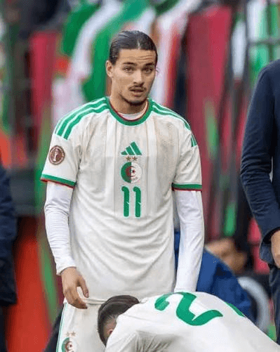 Hadj Moussa, Amoura : le vestiaire de Hemdani sous tension ?