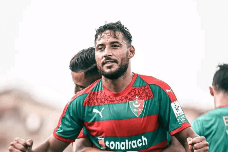 Belaili d'accord avec le MC Alger, la FIFA bloque