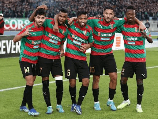MC Alger - MC Oran reporté : le football algérien en deuil