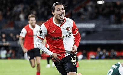 Hadj Moussa : van Bronckhorst monte au créneau