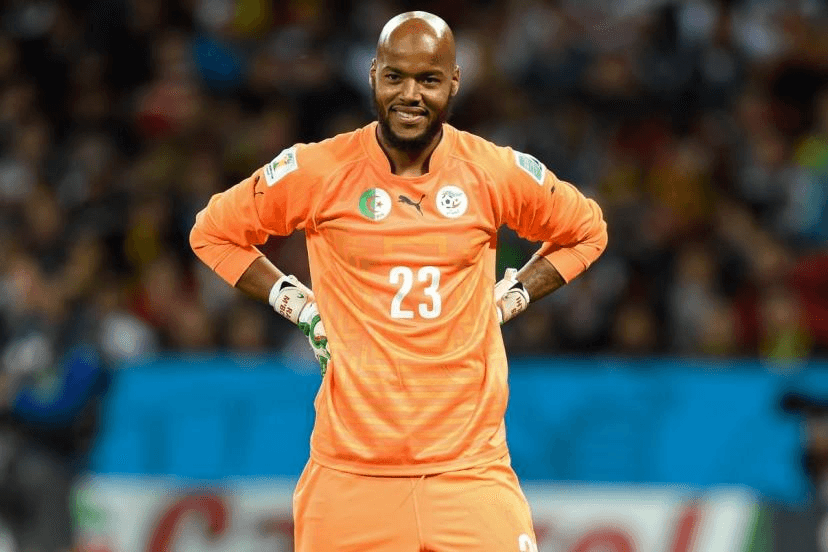 M'Bolhi, bientôt de retour chez les Verts ?